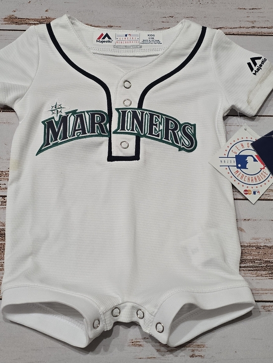 MLB Other - Mariners One Piece Romper White Baby Boys Girls 0/3 Months